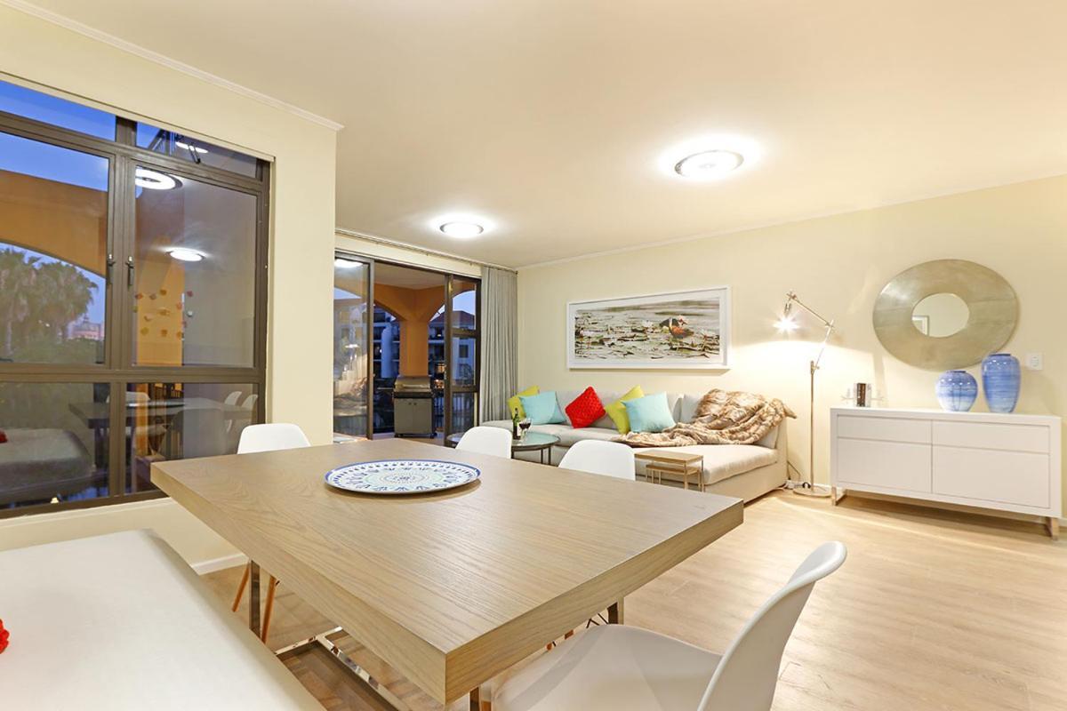 Capri 101 By Hostagents Apartment เคปทาวน์ ภายนอก รูปภาพ