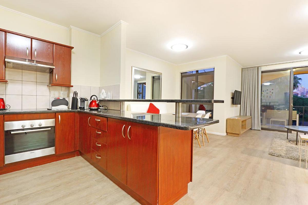 Capri 101 By Hostagents Apartment เคปทาวน์ ภายนอก รูปภาพ